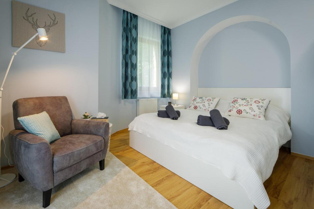 Villa Muzsa Deluxe Balatonfüred Exteriör bild