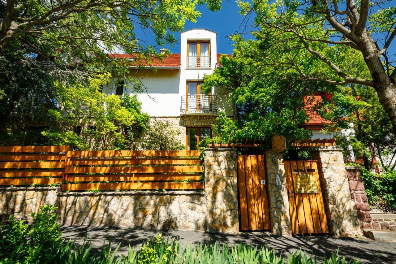 Villa Muzsa Deluxe Balatonfüred Exteriör bild